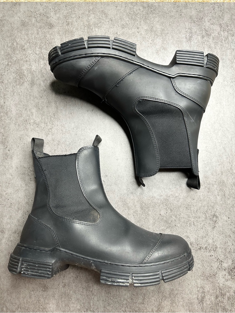 GANNI City Black Rubber Chelsea Rain Boots Lug Sole Size 40